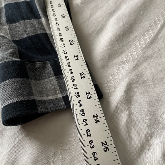 Perry Ellis Portfolio Men's Gray Plaid Long‎ Sleeve Button Up Shirt Size Medium - Picture 9 of 11